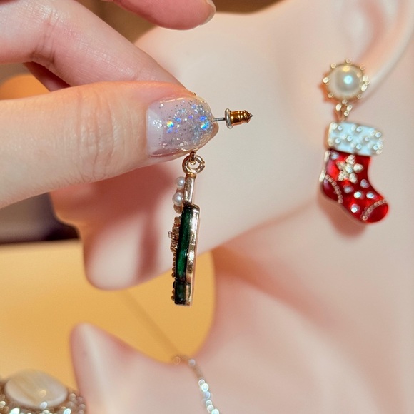 Anthropologie Festive Stocking Earrings - Red, Green, Gold, White. - Picture 8 of 10